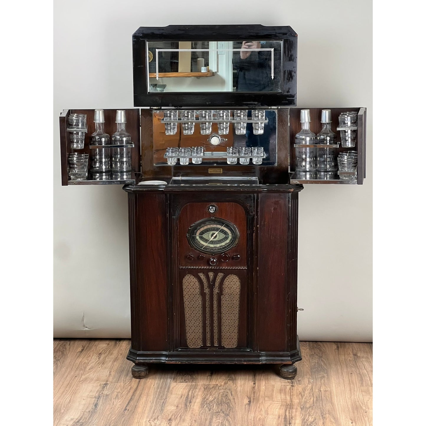 Rare Early Prohibition Art Deco RadioBar c. Early 1930s