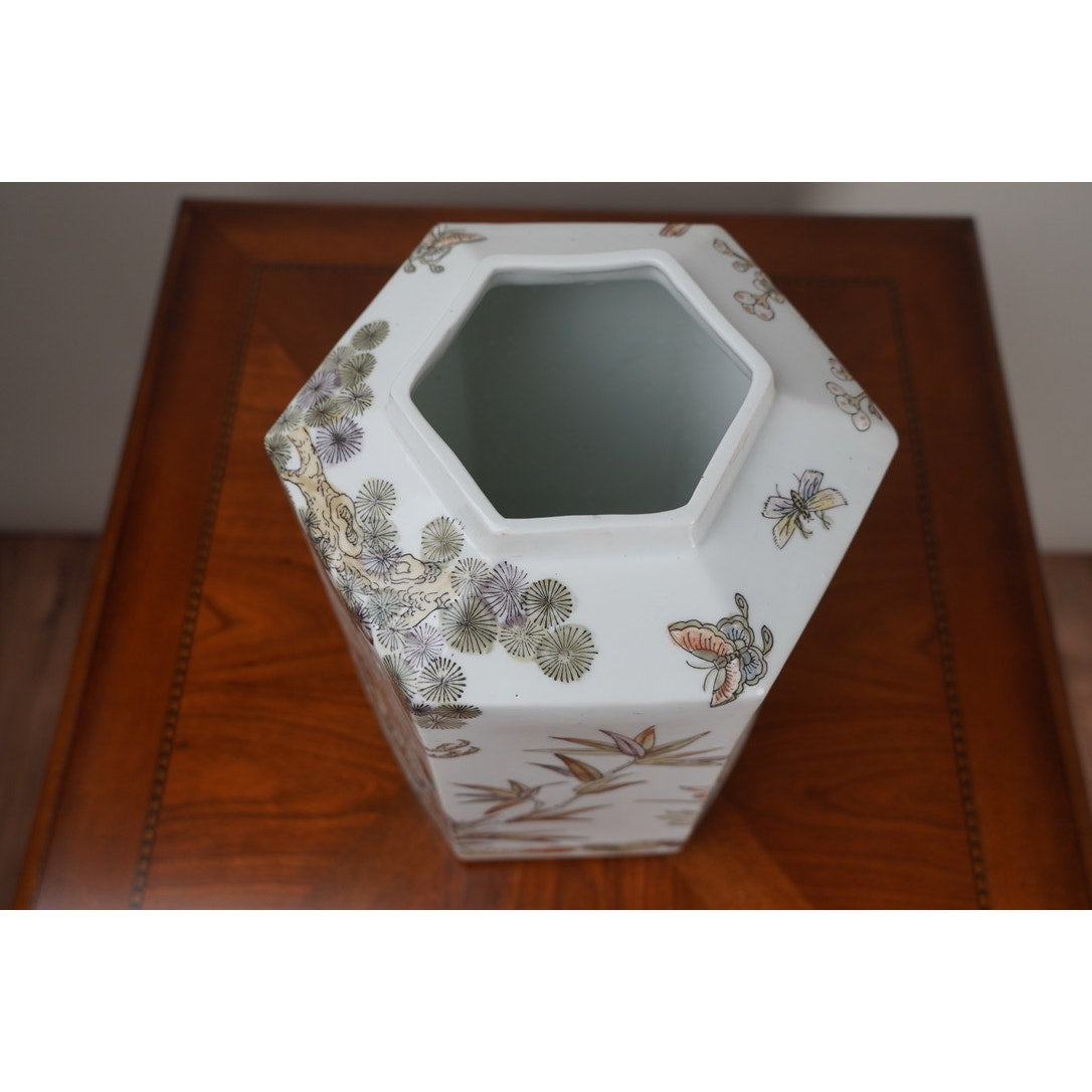 Antique Large Famille Rose Chinese Export Ginger Jar
