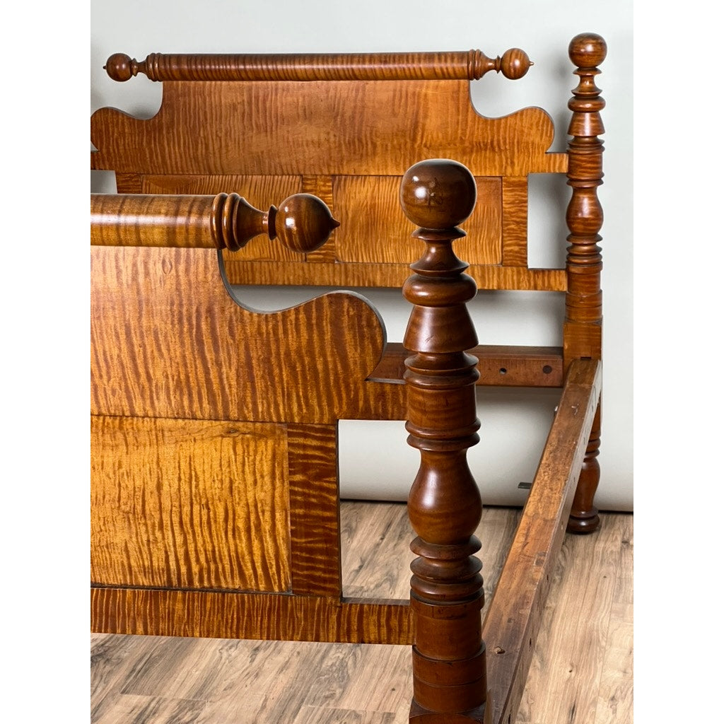 Antique Federal Period Solid Tiger Maple Cannonball Bed c. 1830