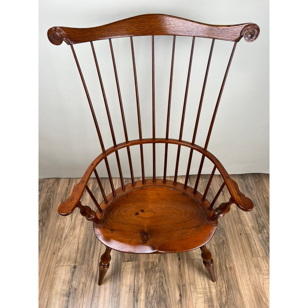 Vintage D.R. Dimes Comb Back Windsor Arm Chair
