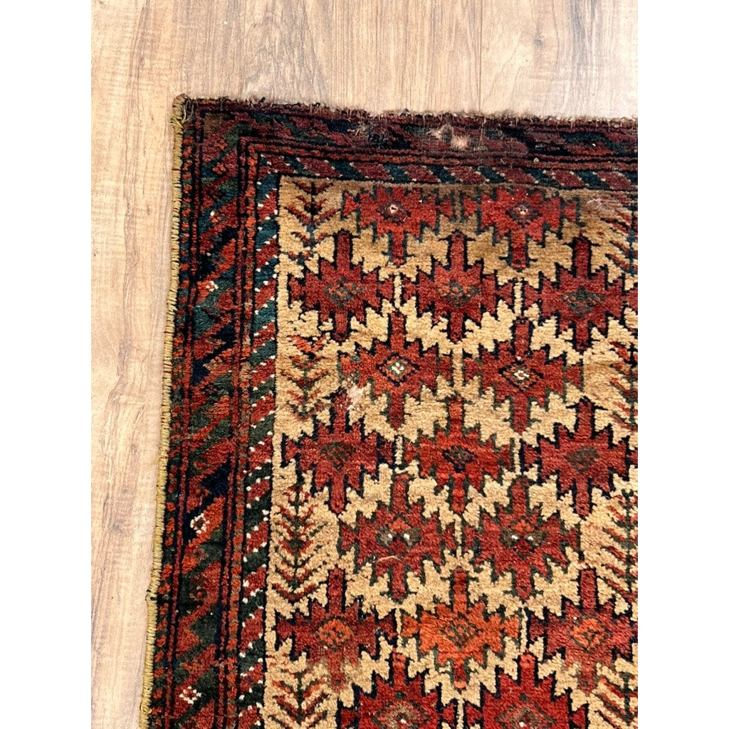 Antique Baluch Balisht, c. Early 19th Century – 1’6” x 3’