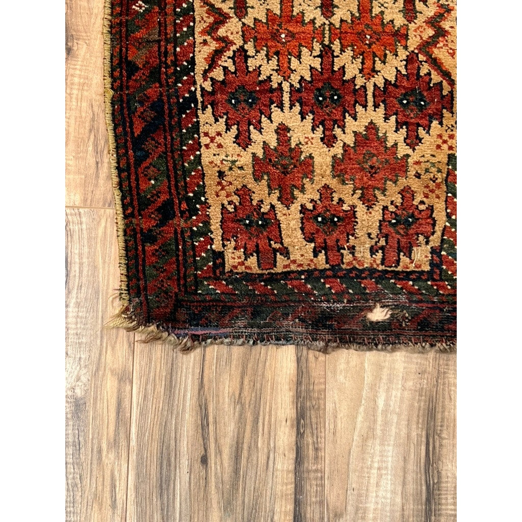 Antique Baluch Balisht, c. Early 19th Century – 1’6” x 3’