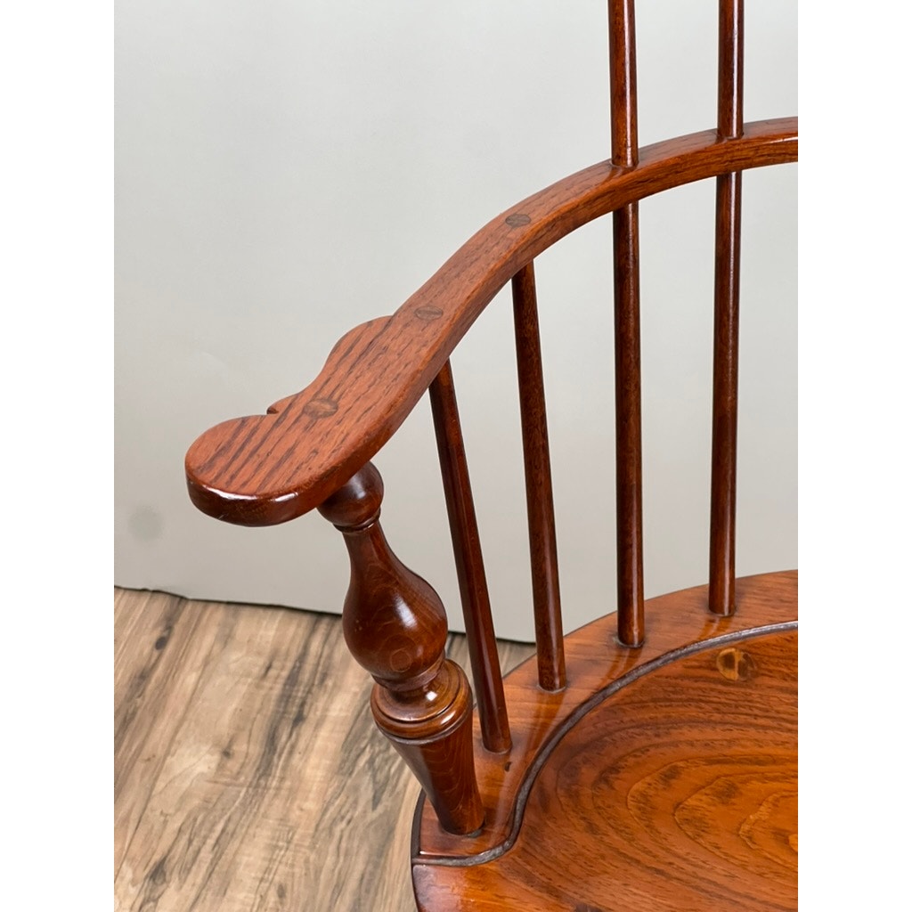 Vintage D.R. Dimes Comb Back Windsor Arm Chair