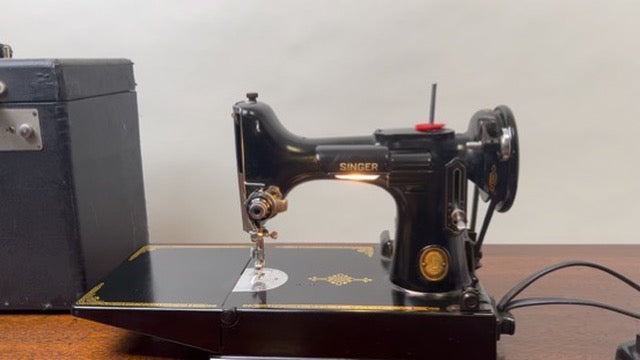 1952 Model 221 Singer Featherweight Sewing Machine with Case