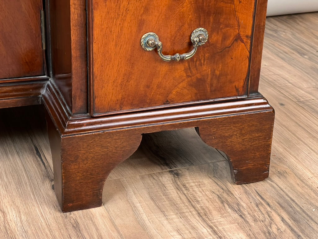 Antique English Regency Mahogany Kneehole Desk c. 1820