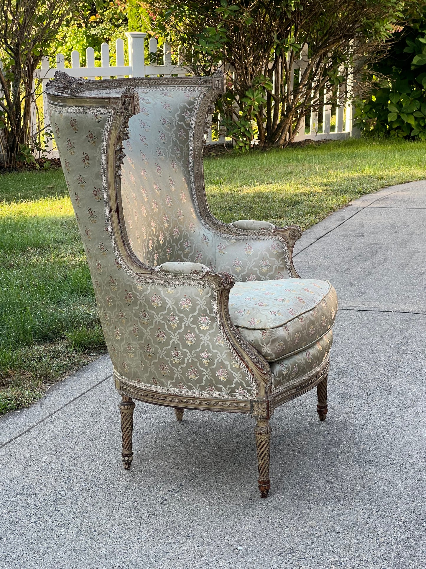 Antique Louis XVI Style Bergere Chair in Pale Silk