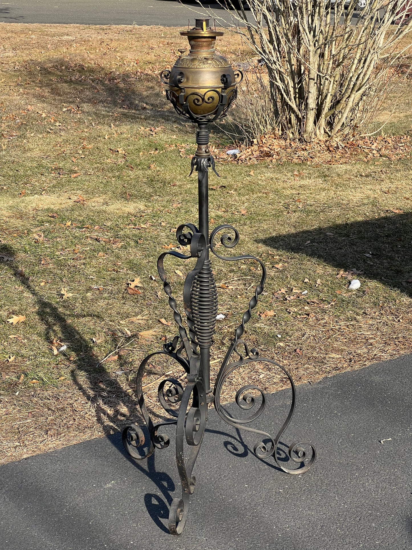 Antique Victorian Wrought Iron Floor Standing Oil Banquet Lamp