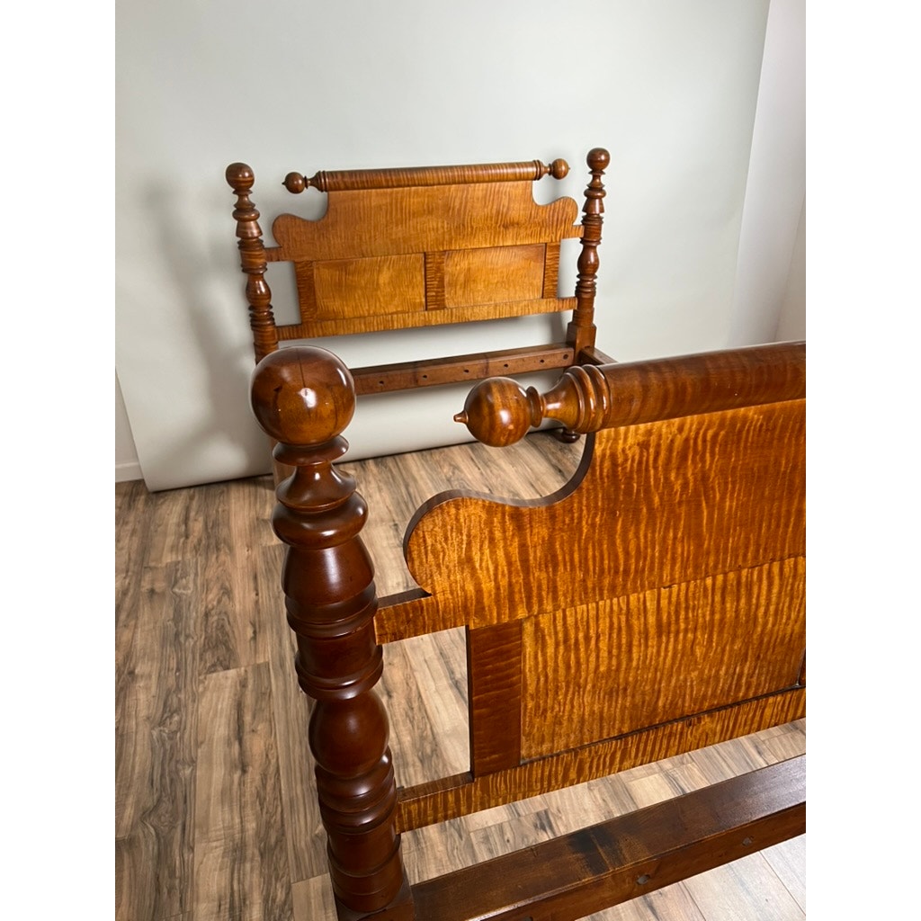 Antique Federal Period Solid Tiger Maple Cannonball Bed c. 1830