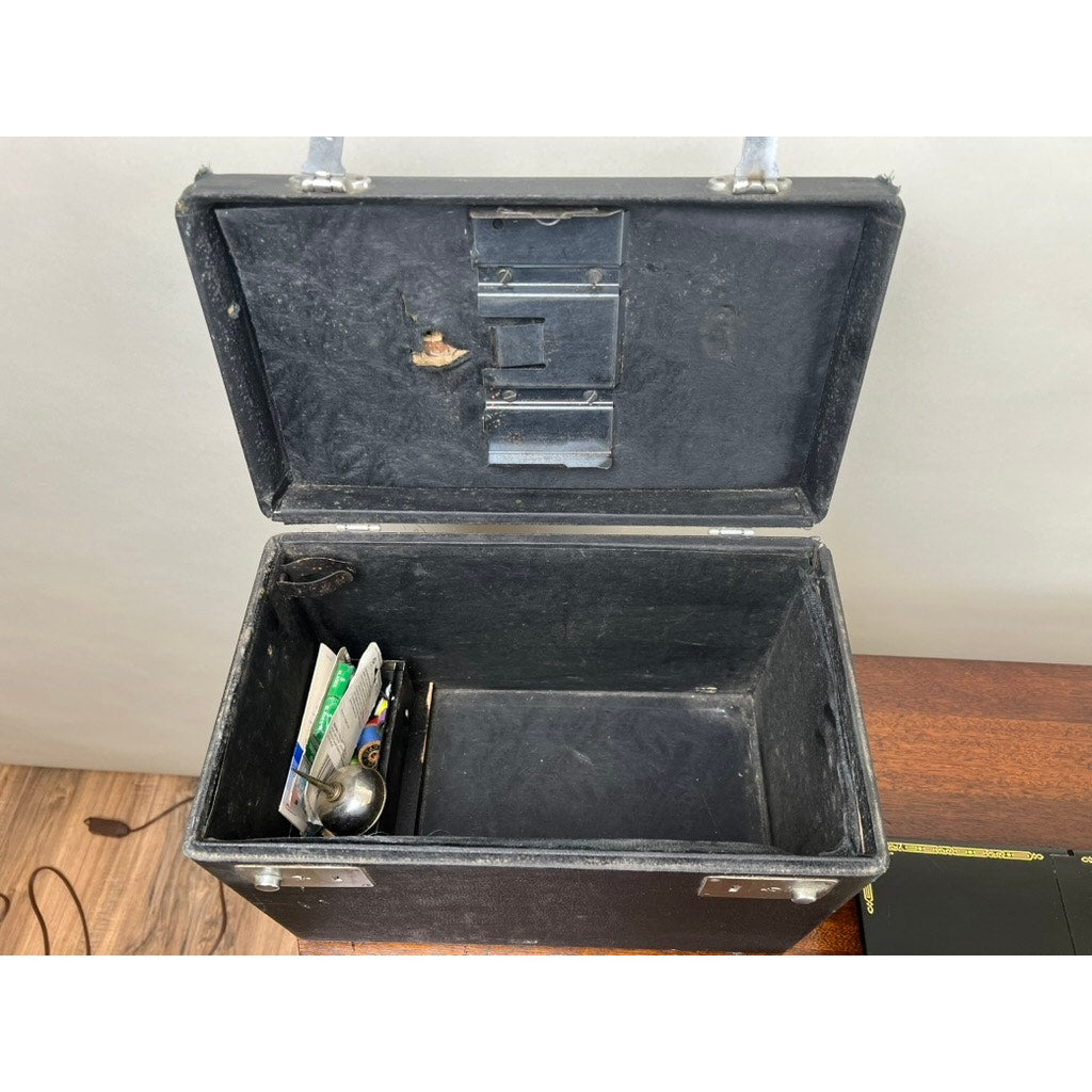 1952 Model 221 Singer Featherweight Sewing Machine with Case
