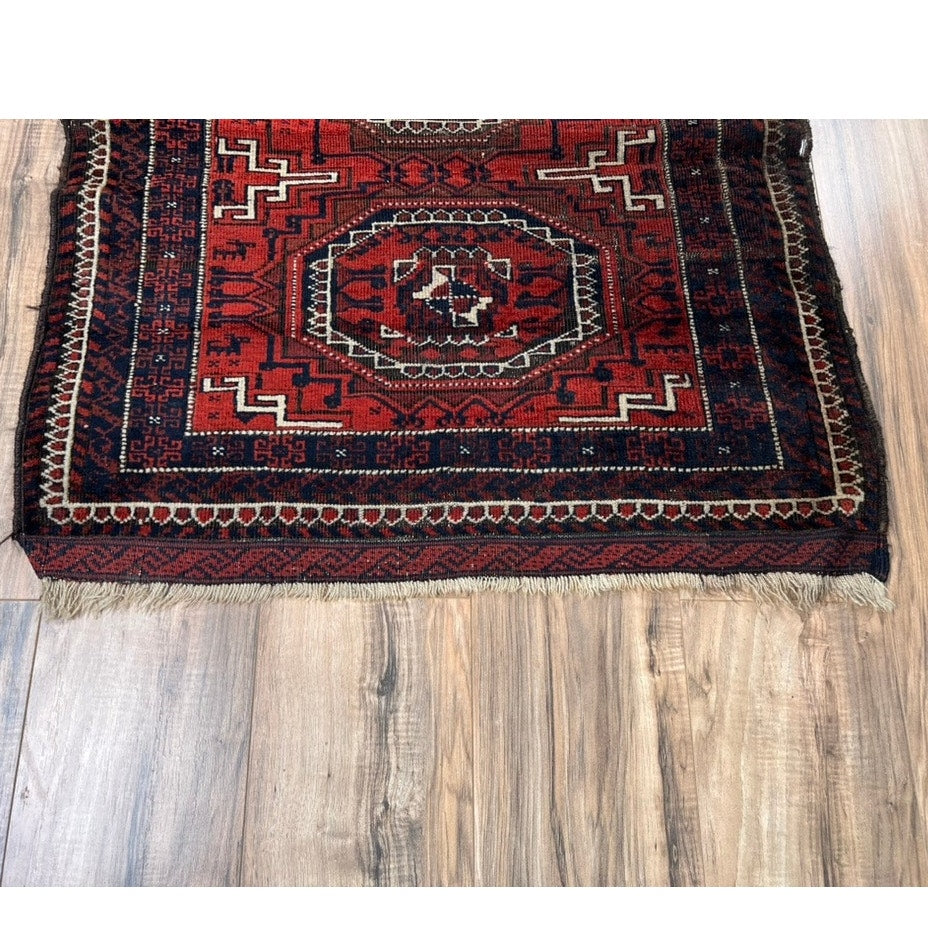 Antique Northeast Persian Baluch Rug c. Late 19th Century 2’8 x 4’8