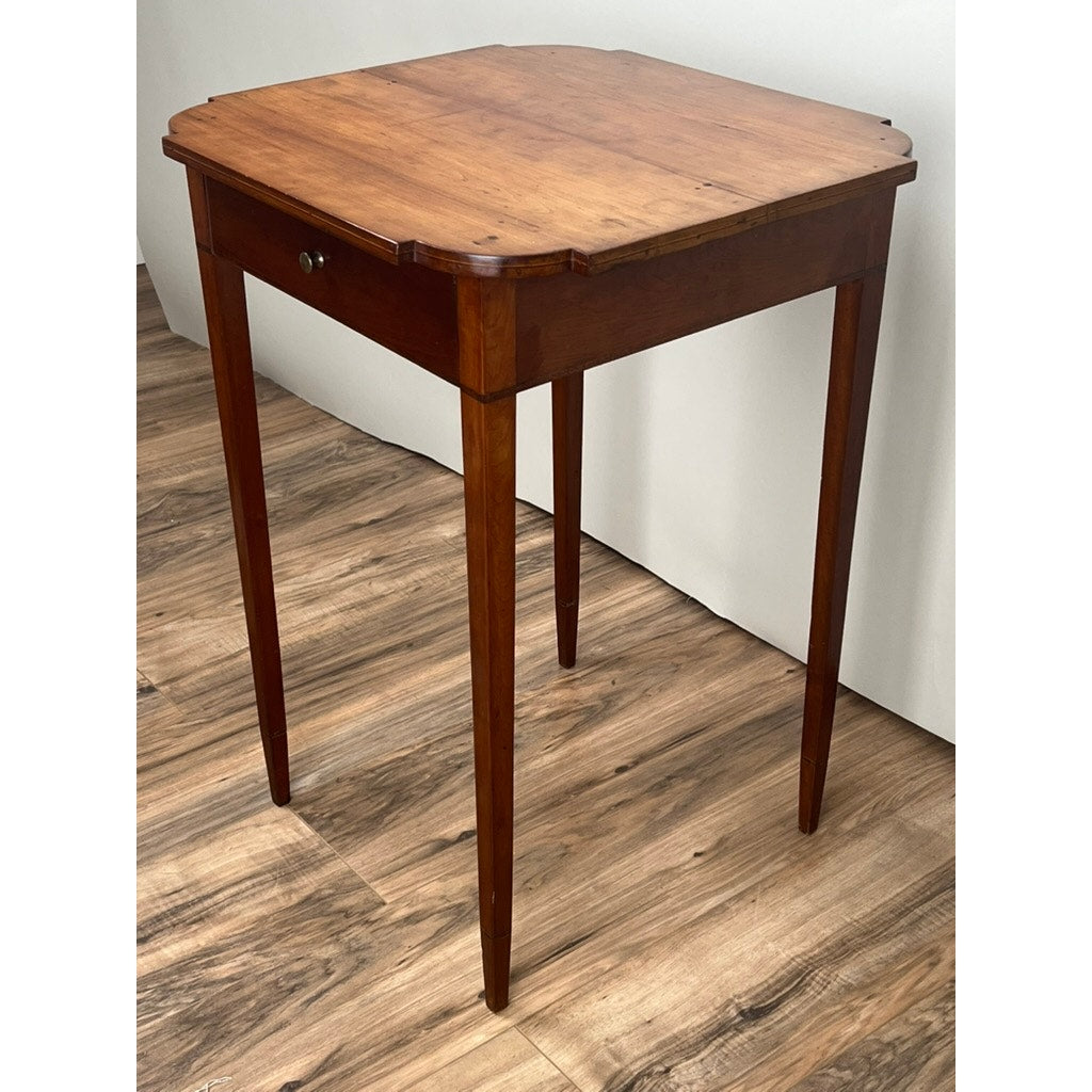Fine Antique Federal Period Cherry One Drawer Hepplewhite Stand c. 1820