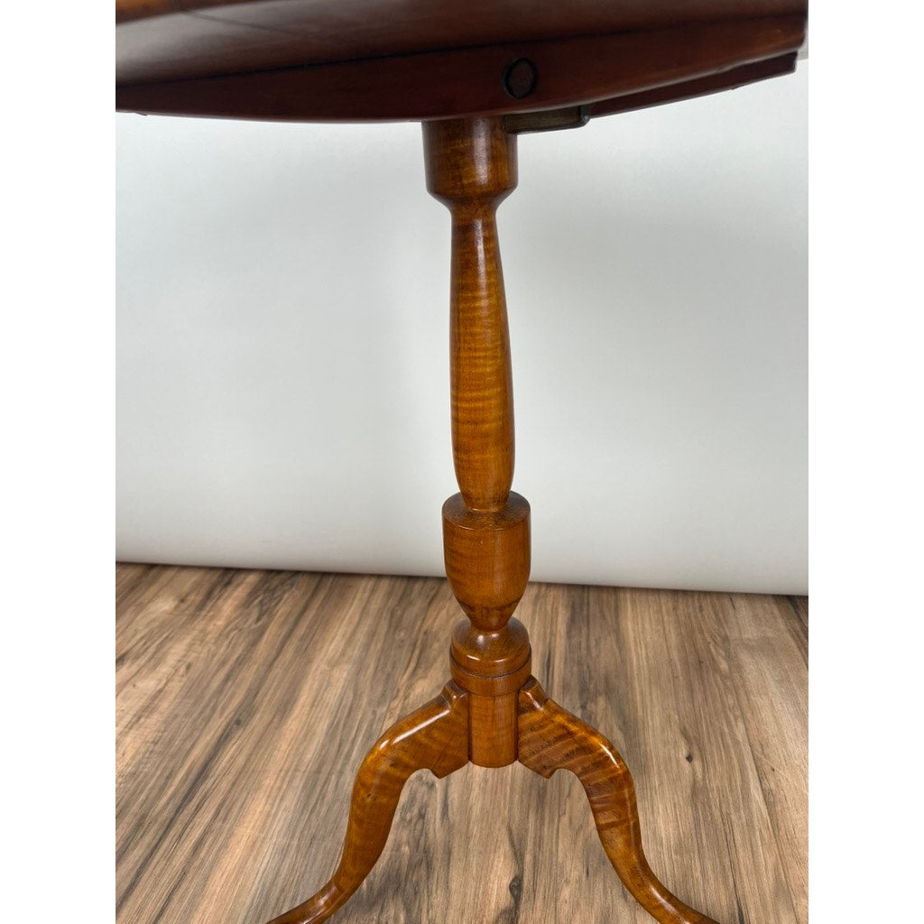 Antique Tiger Maple Queen Anne Style Candle Stand c. Mid 19th Century