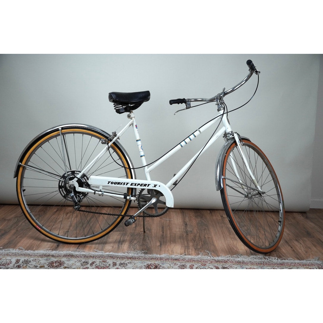 Vintage Columbia Bikes Tourist Expert V Step Through Ladies Bike made in Westfield MA.