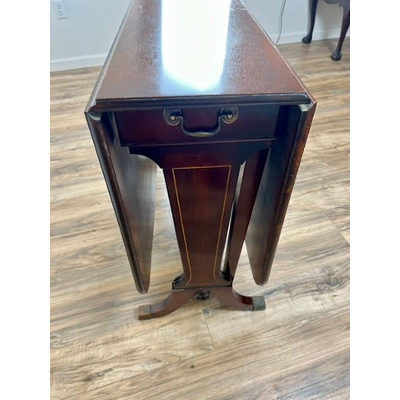 Vintage English Georgian Style Mahogany Drop Leaf Table c. 1940s