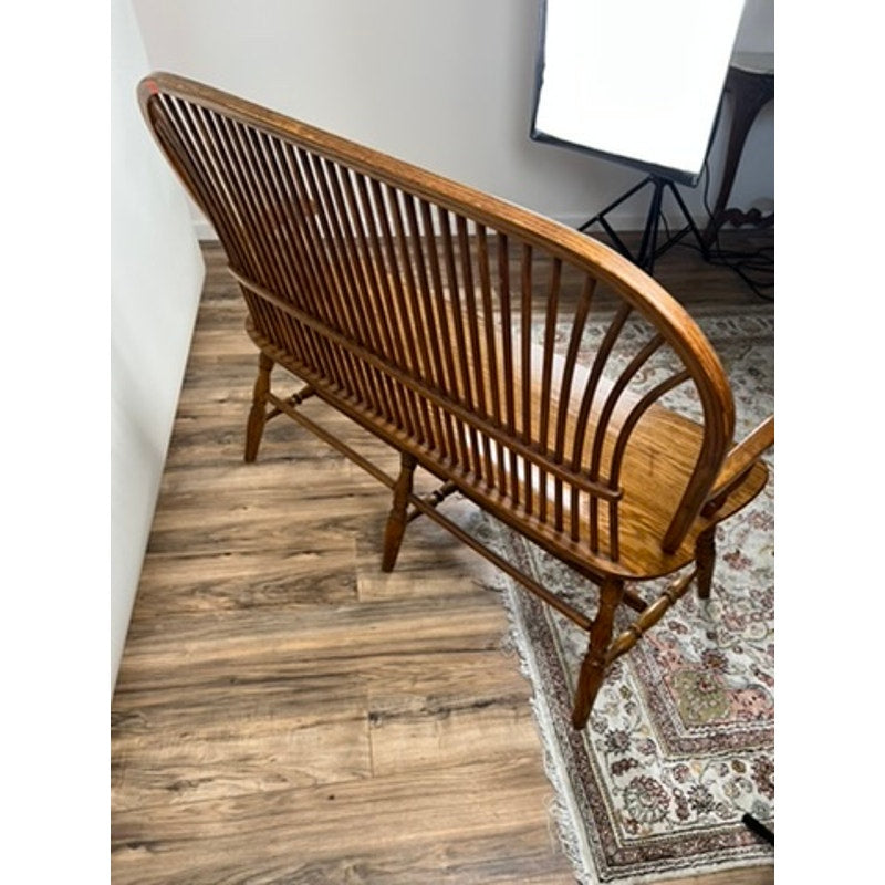 Amish made oak Windsor bench in classic American style