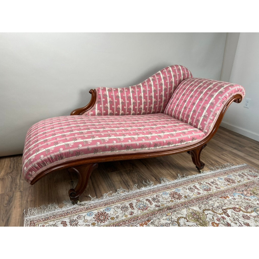 Antique Louis Philippe I Recamier Chaise in Fine Silk Upholstery