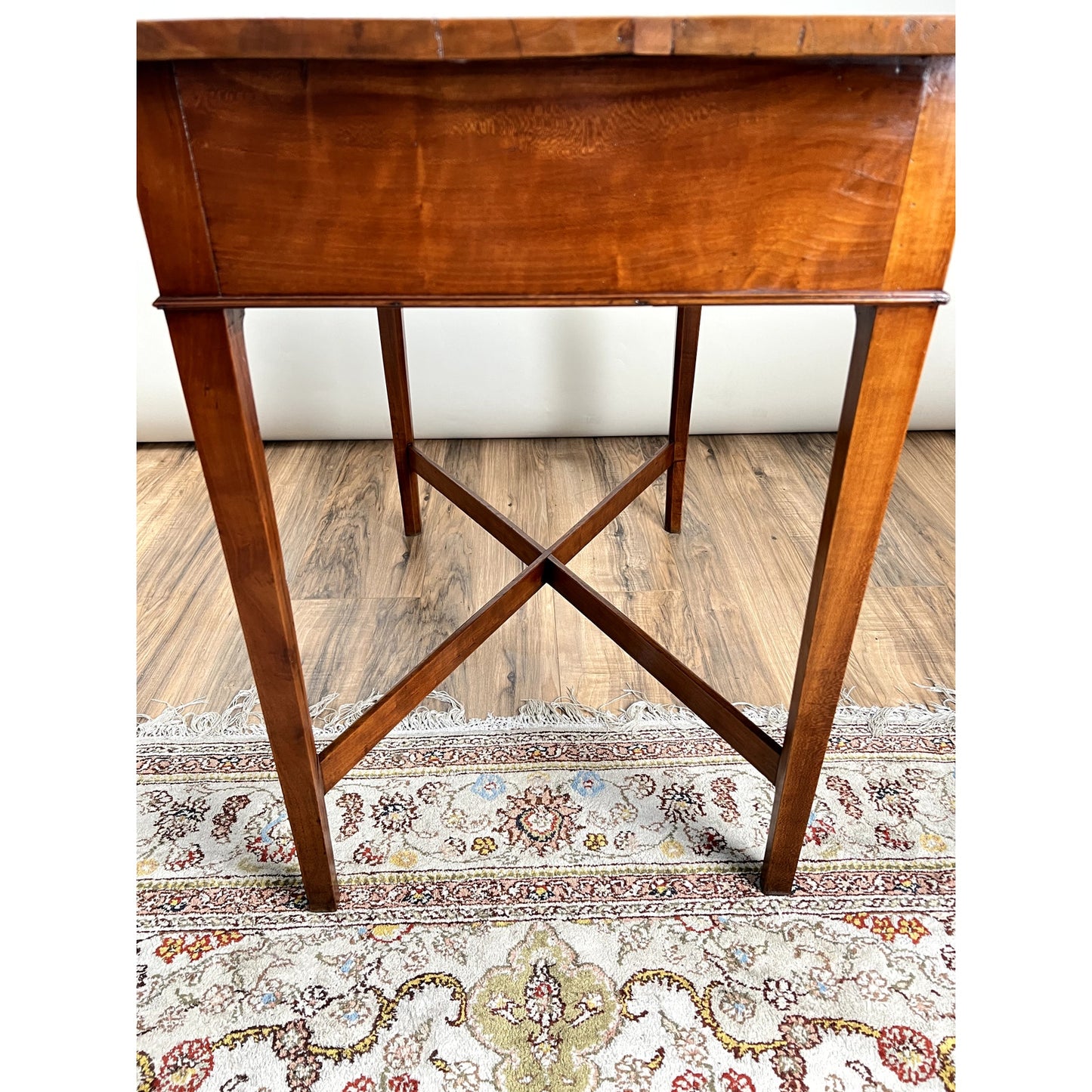 Antique 19th Century Connecticut River Valley Applewood Drop Leaf Table