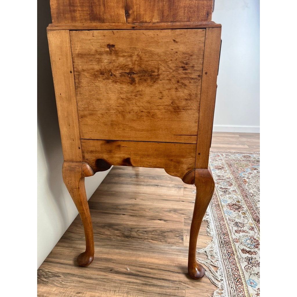 Antique 18th Century New Hampshire Queen Anne Maple Highboy