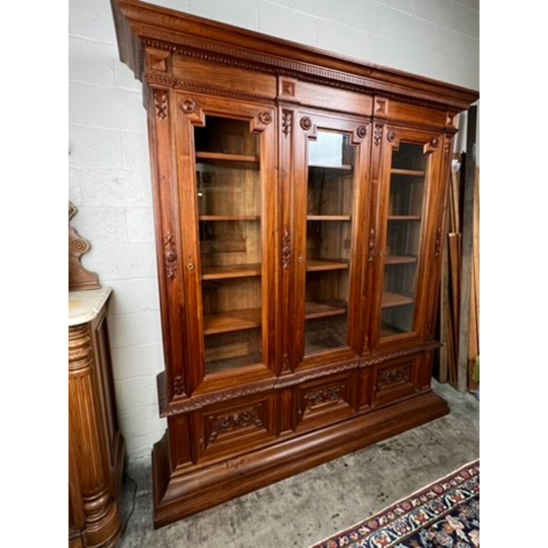 Antique Monumental French Renaissance Revival Solid Walnut Glass Door Bookcase c. Early 20th C.