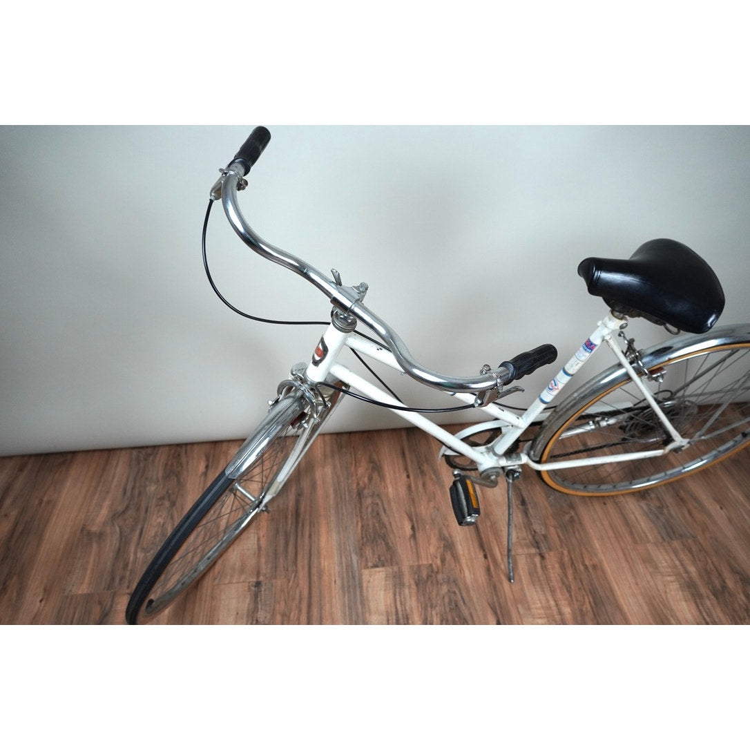 Vintage Columbia Bikes Tourist Expert V Step Through Ladies Bike