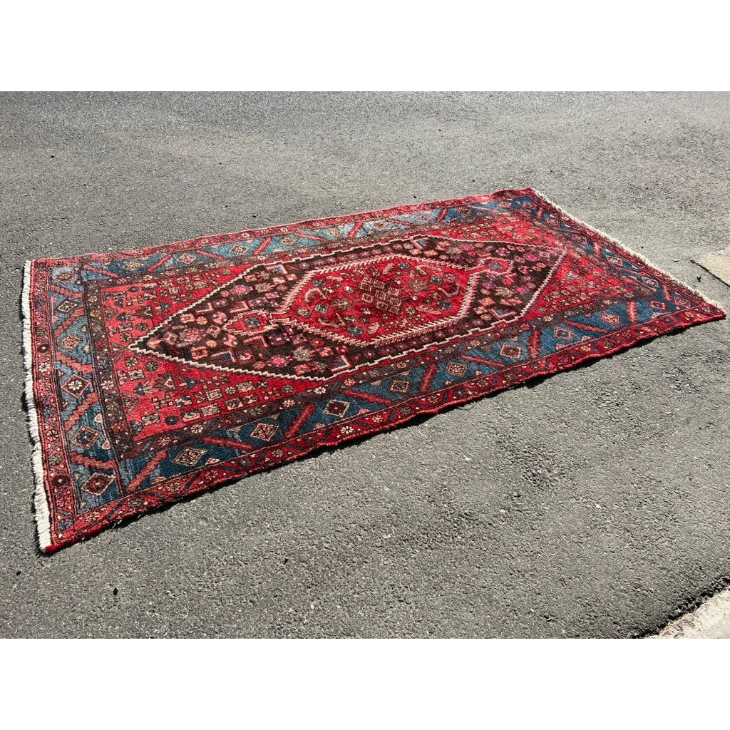 Vintage Tribal Shiraz Persian Area Rug 4’5 x 8’7