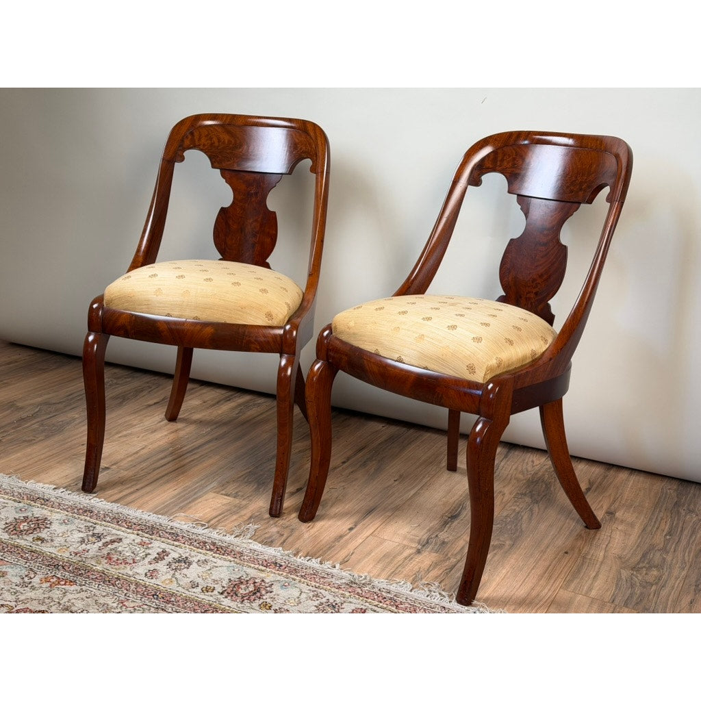Pair Federal Period Mahogany Saber-Leg Side Chairs, c. 1820