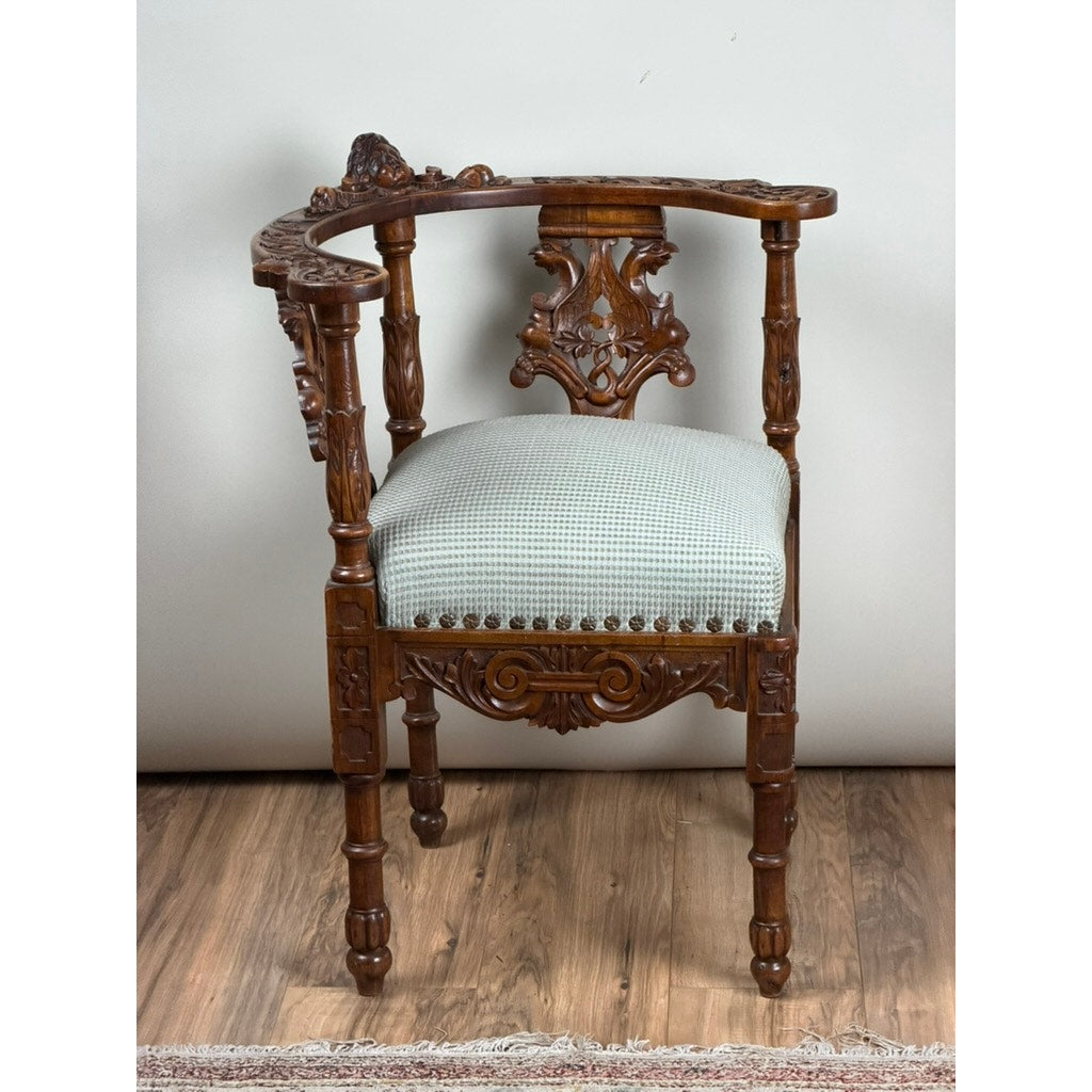 Italian Renaissance Revival Carved Walnut Corner Chair, c.1880