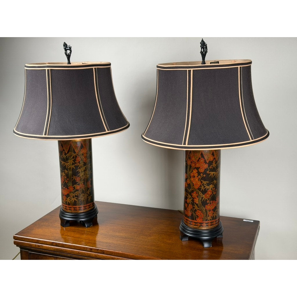 Pair of Frederick Cooper Chinoiserie Lacquer Table Lamps with Foo Dog Finials, 2003