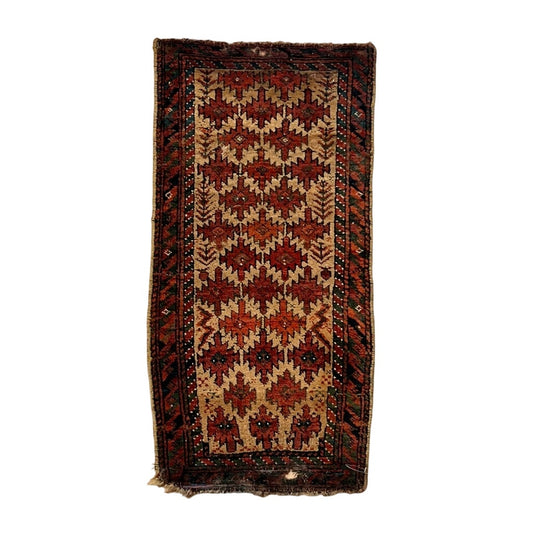 Antique Baluch Balisht, c. Early 19th Century – 1’6” x 3’