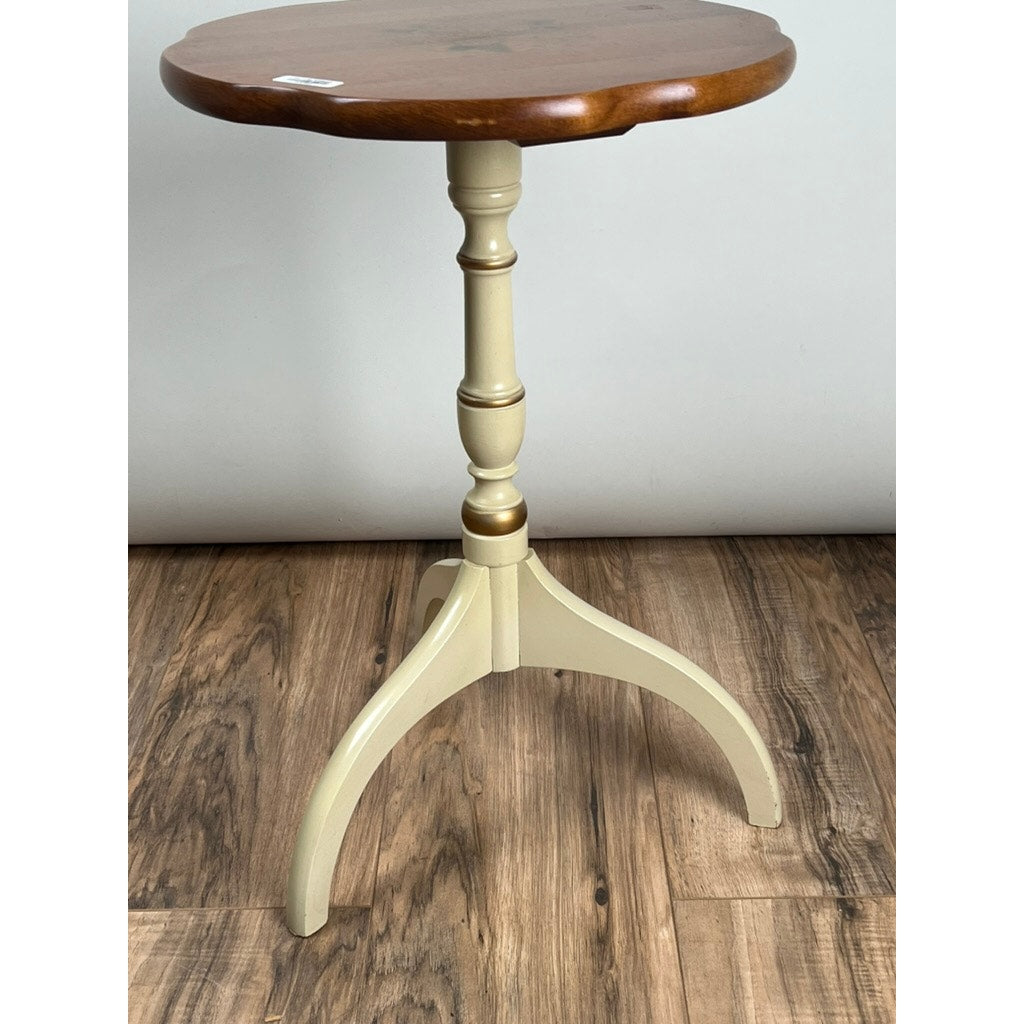 Round Hitchcock maple candle stand with painted pedestal and gilt accents