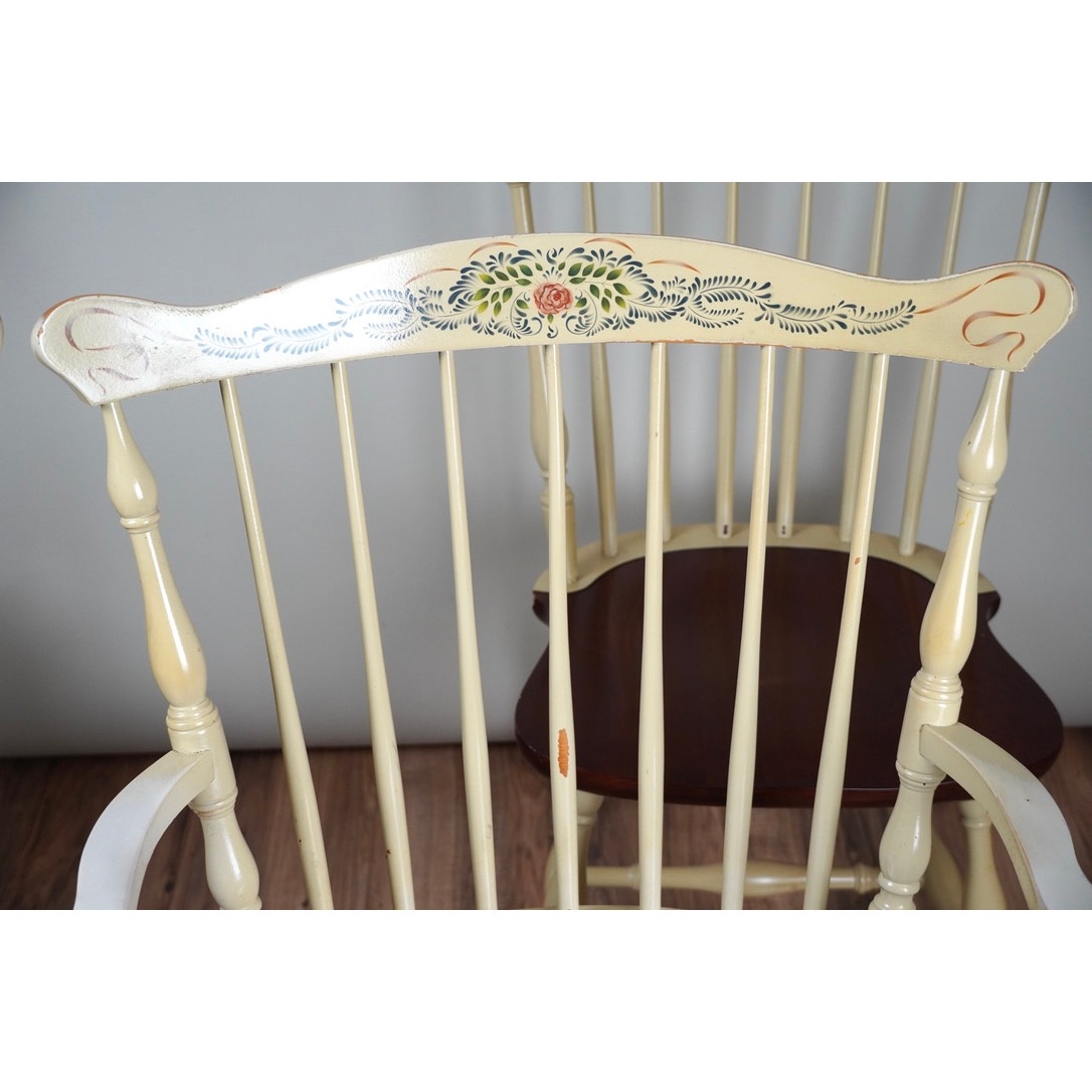 Vintage Set of Four Hitchcock Ivory Windsor Dining Chairs