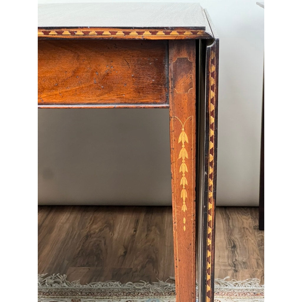 Antique Hepplewhite Mahogany Inlaid Drop Leaf Sectional Dining Table c. Late 19th C.