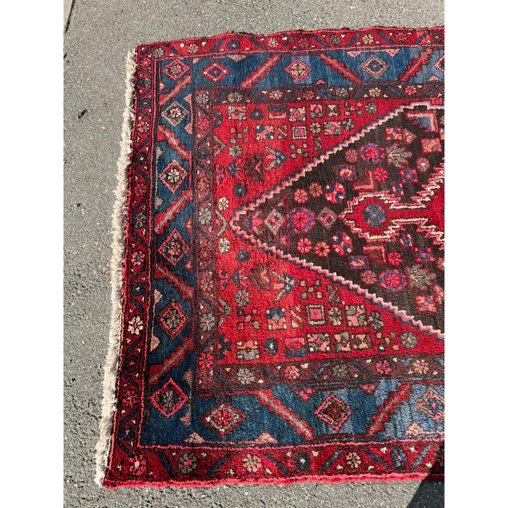 Vintage Tribal Shiraz Persian Area Rug 4’5 x 8’7