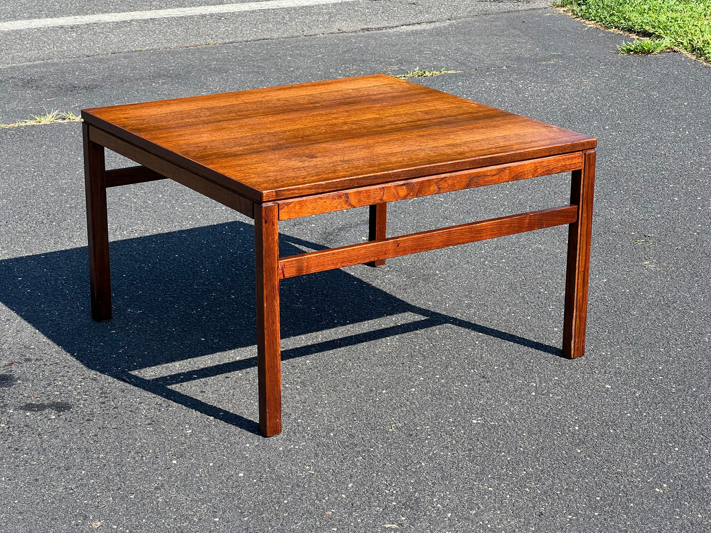 Vintage Mid-Century Modern End Table by Arbatove