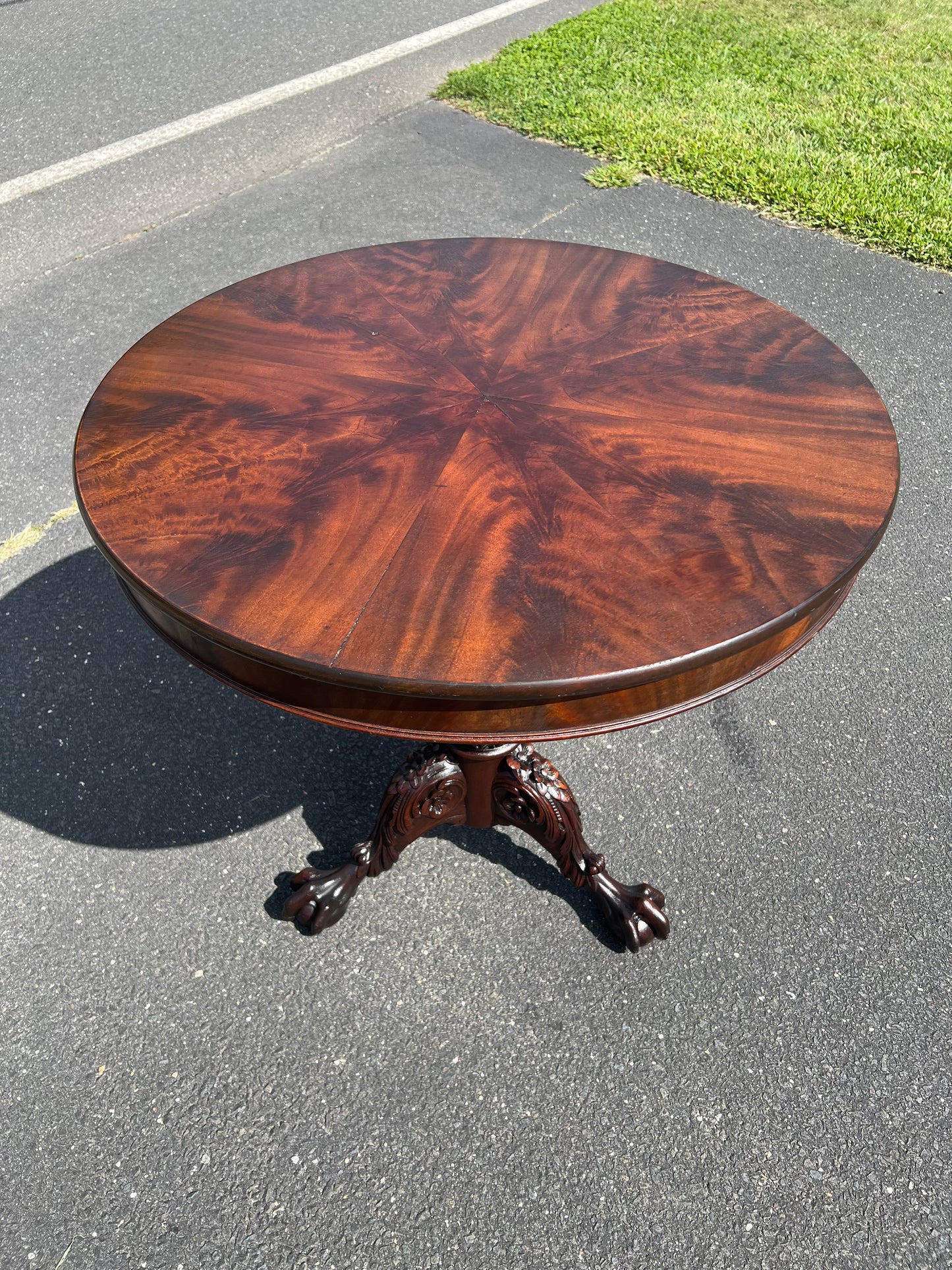 Antique Chippendale Flame Mahogany Tilt Top Table with Great Carved Pedestal