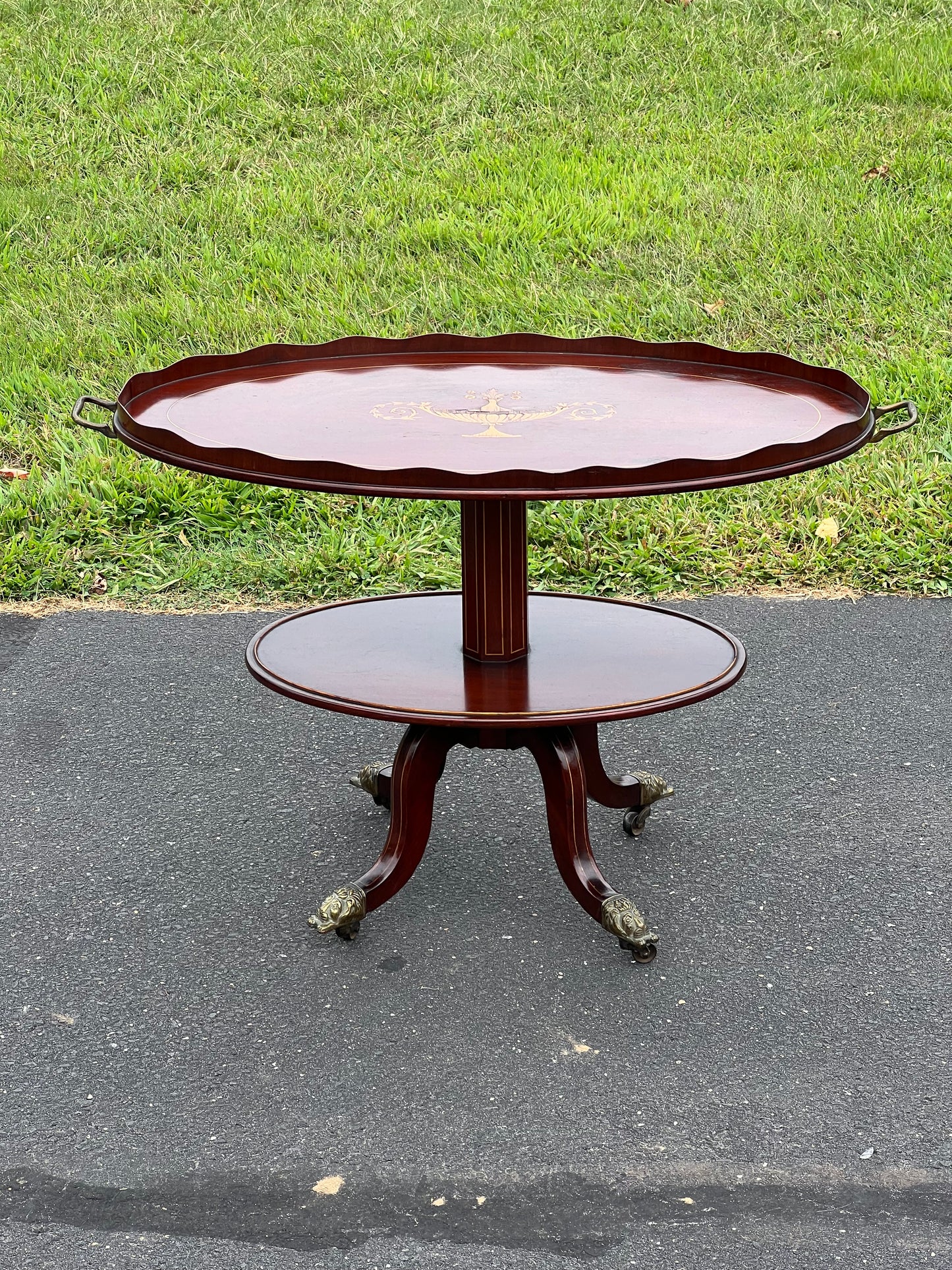 Antique English Regency Lions Foot Inlaid Pie Crust Table c. 1820