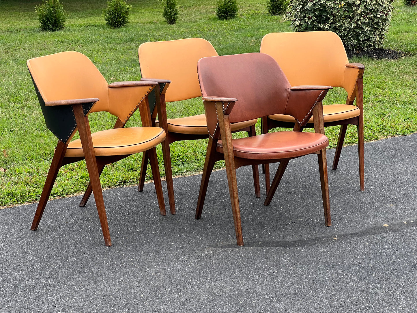 Set of Four Danish Modern Midcentury Teak Armchairs by Mobler Danmark