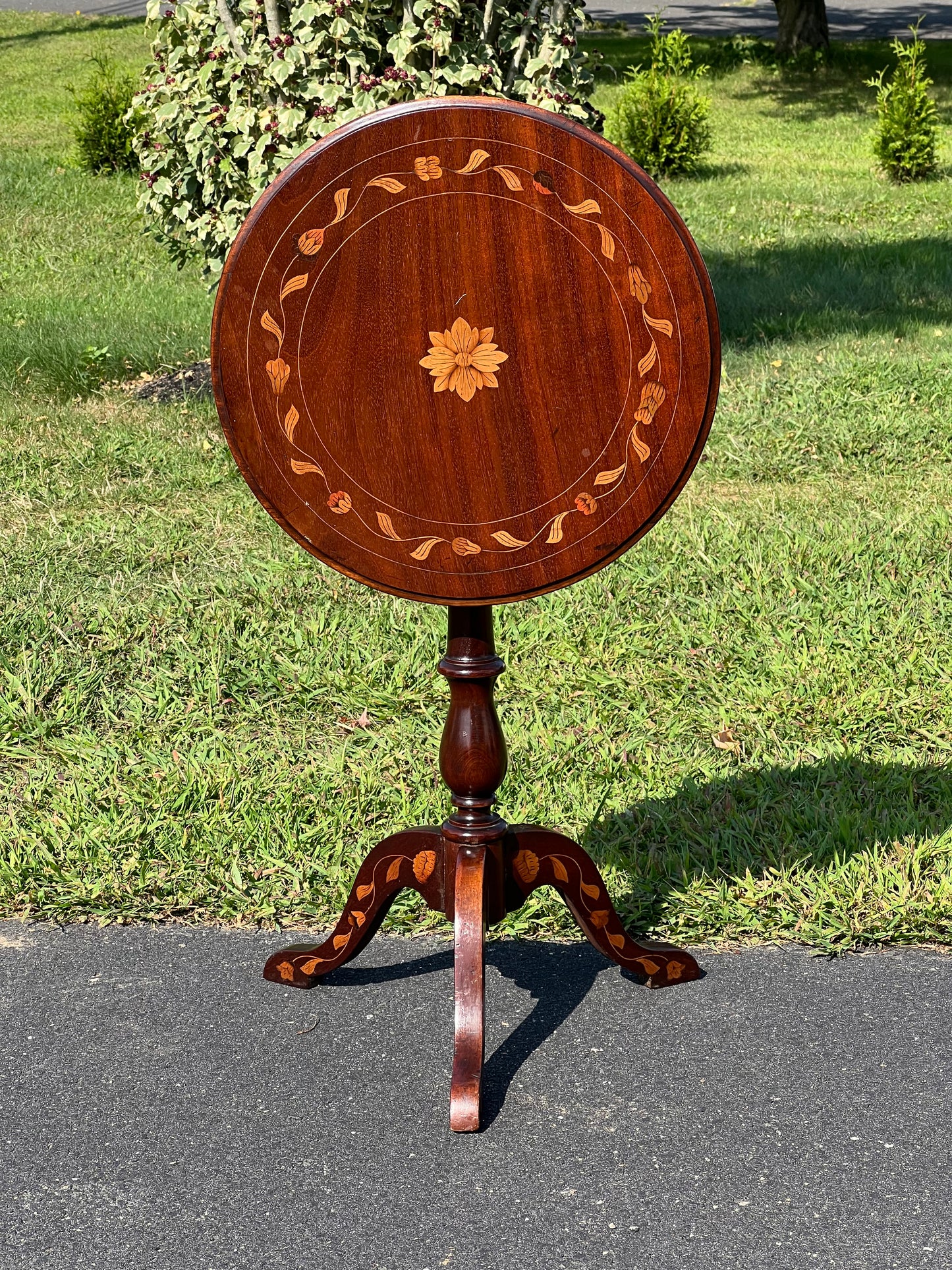 Antique 19th Century Bellflower Inlaid Mahogany Tilt Top Stand