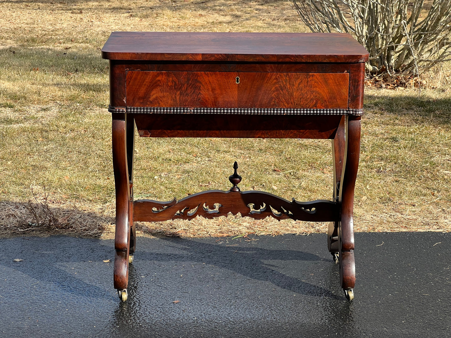 Antique Victorian Mahogany Sow Belly Sewing Stand c. 1850