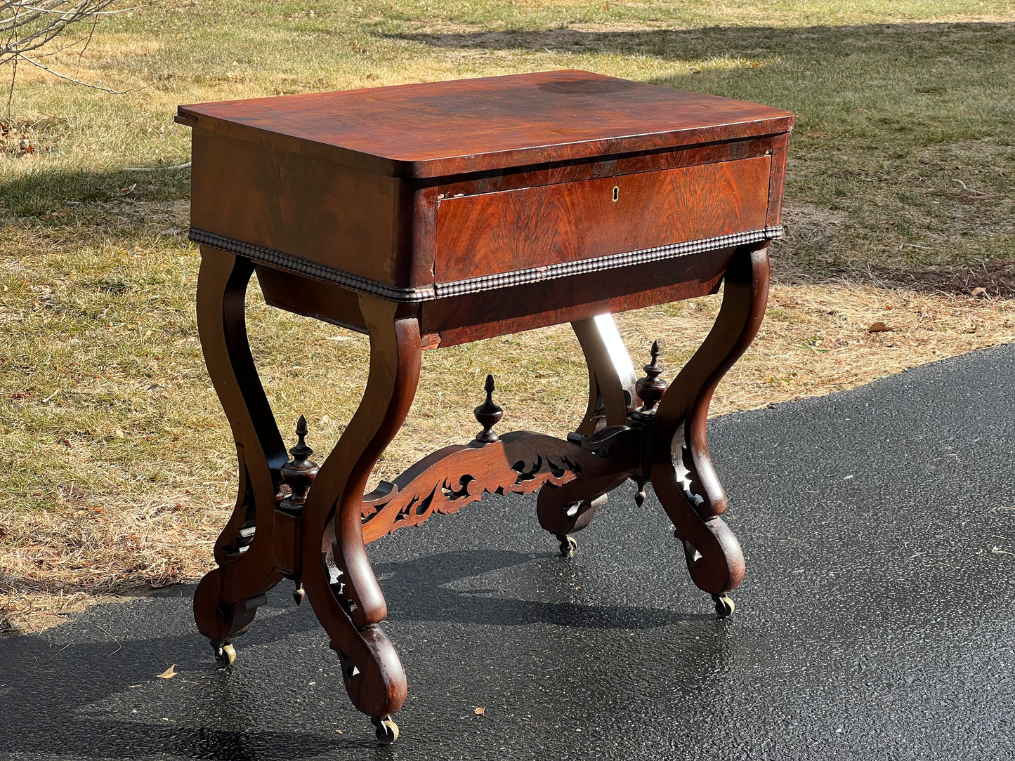 Antique Victorian Mahogany Sow Belly Sewing Stand c. 1850