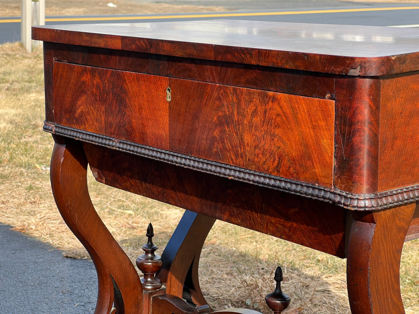 Antique Victorian Mahogany Sow Belly Sewing Stand c. 1850