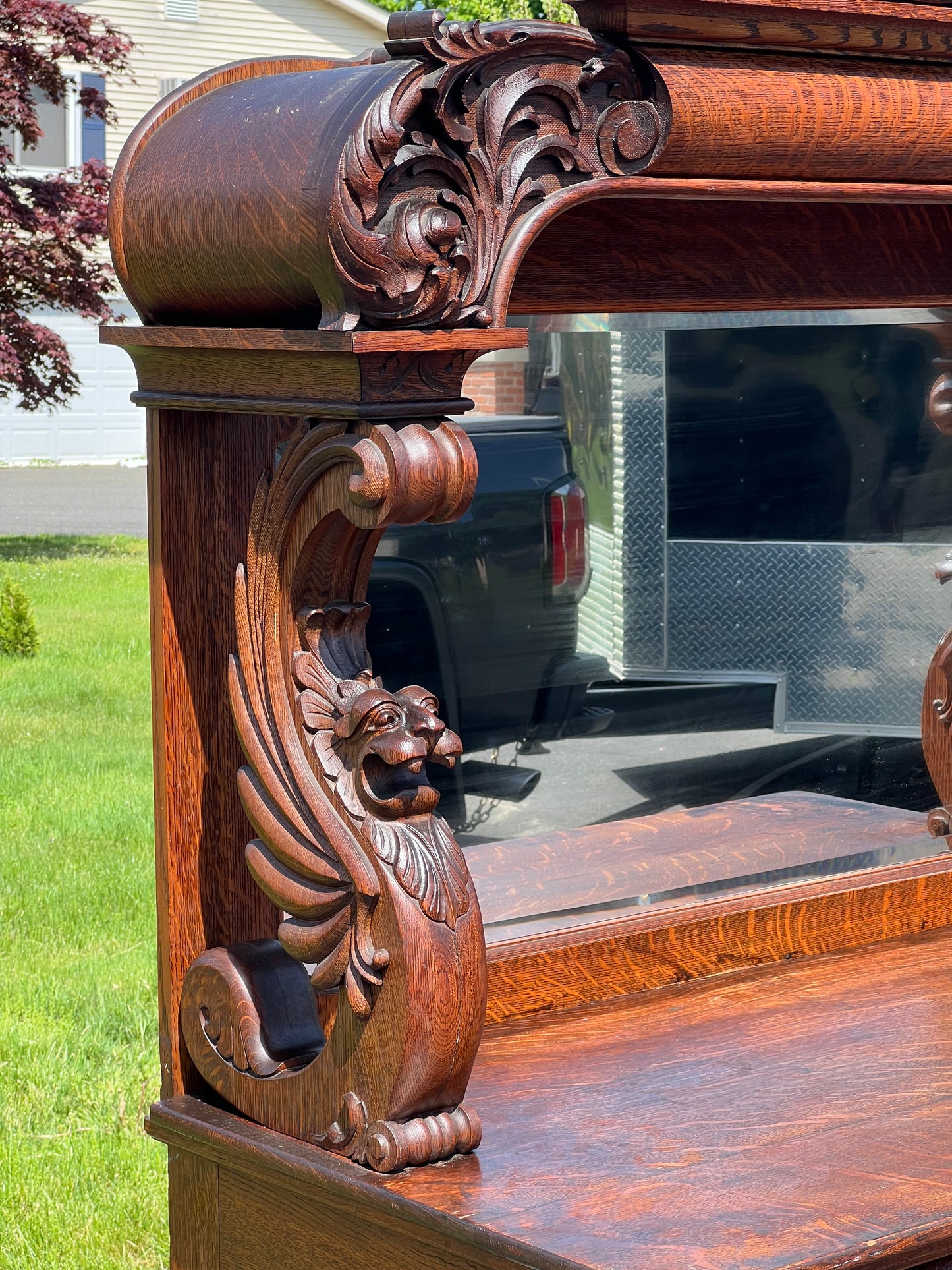 Antique R.J. Horner Style Victorian Tiger Oak Sideboard