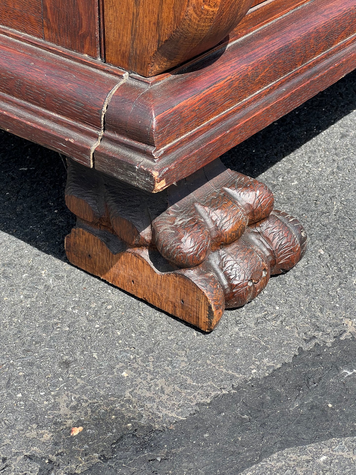 Antique R.J. Horner Style Victorian Tiger Oak Sideboard