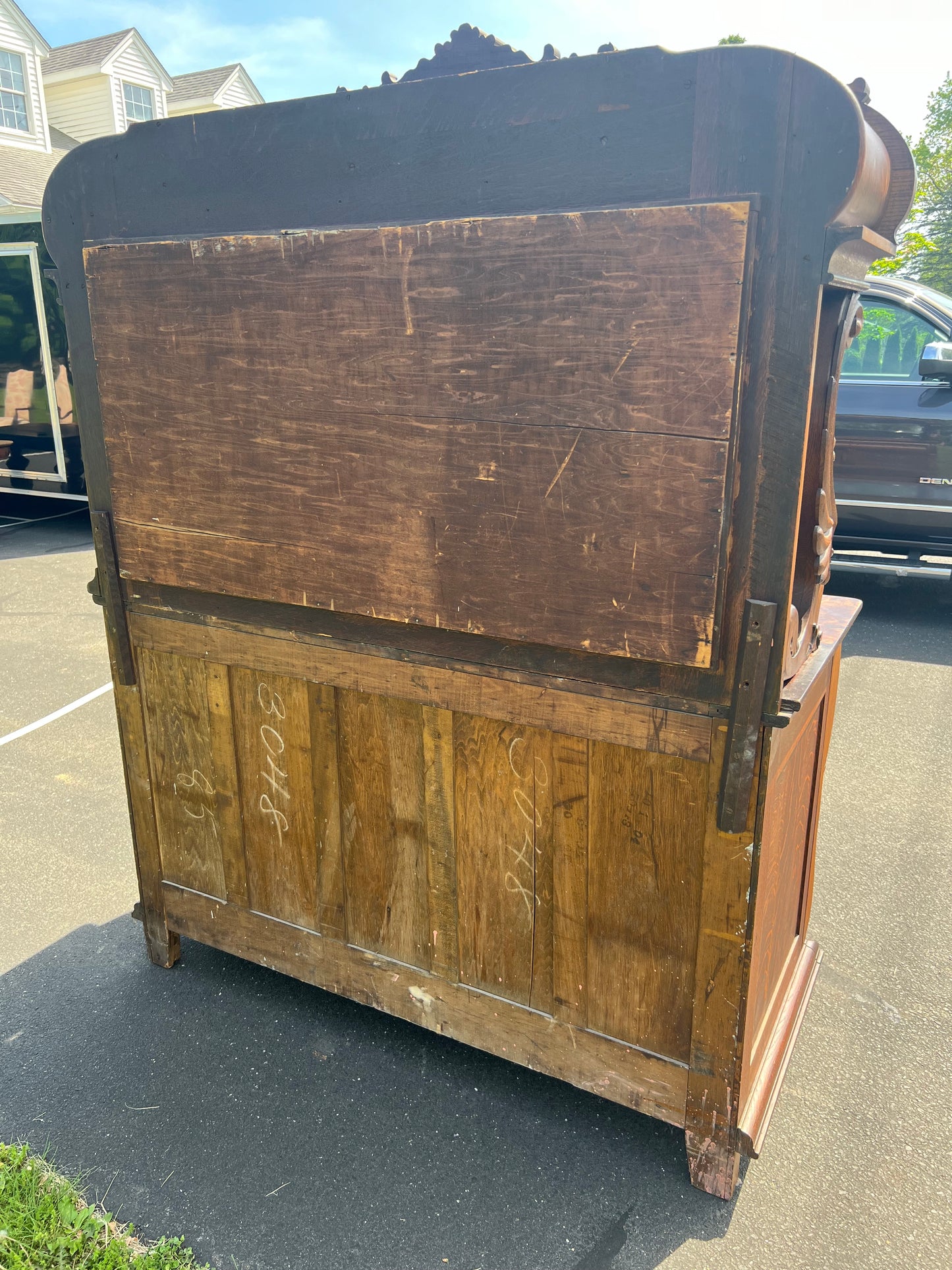 Antique R.J. Horner Style Victorian Tiger Oak Sideboard