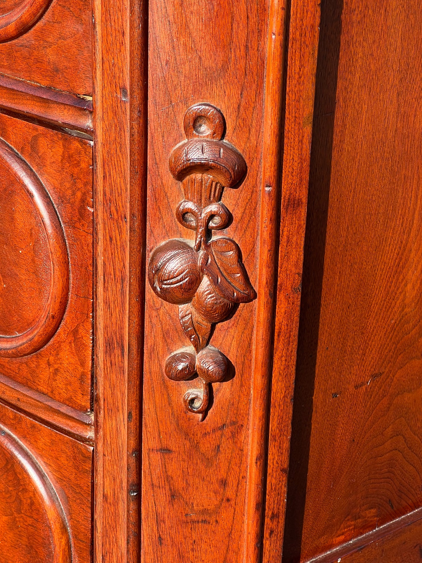 Antique Victorian Curly Walnut Bow Front Three Drawer Chest c. 1870