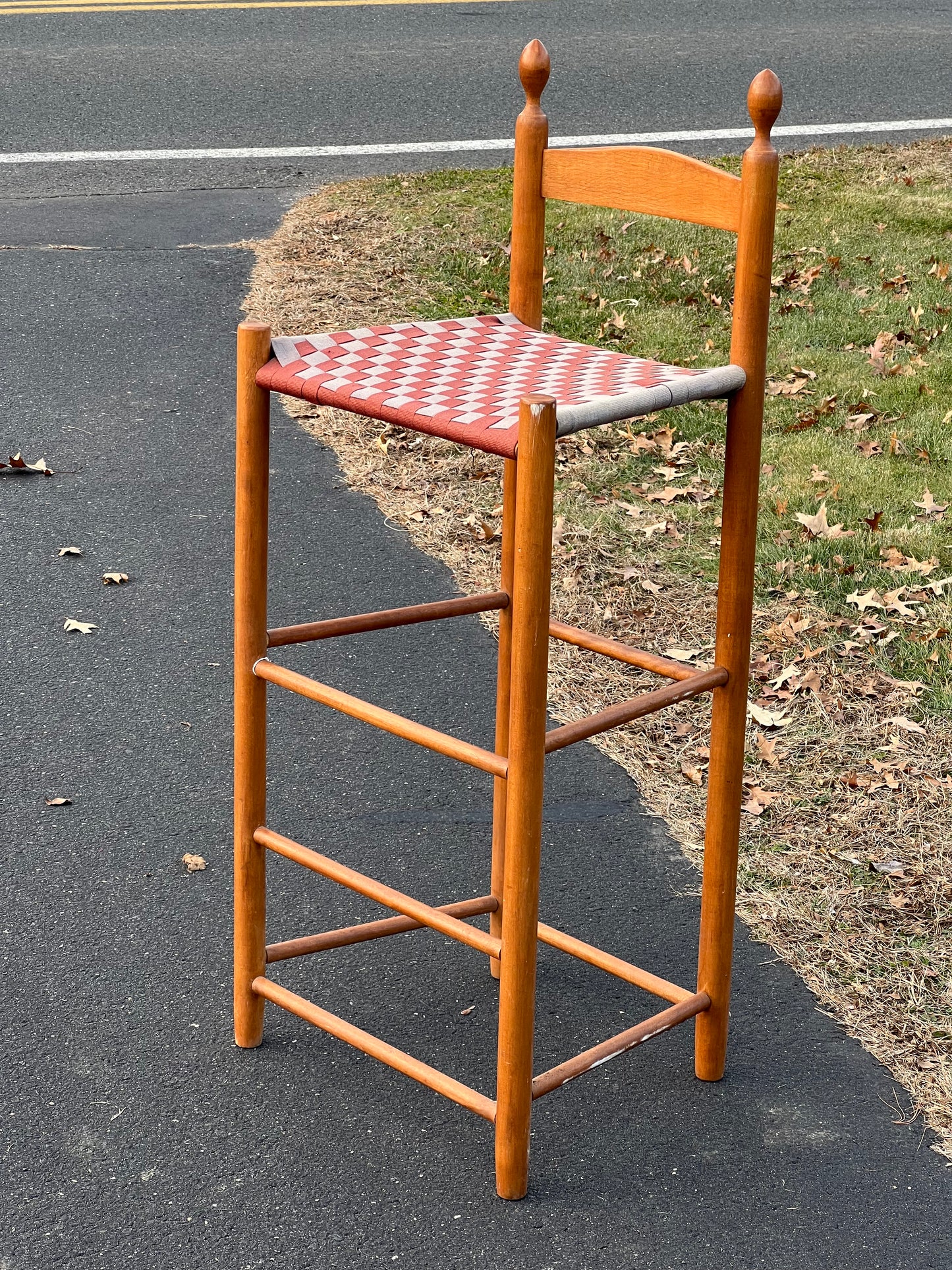 Shaker Style Tape Seat Bar Stool