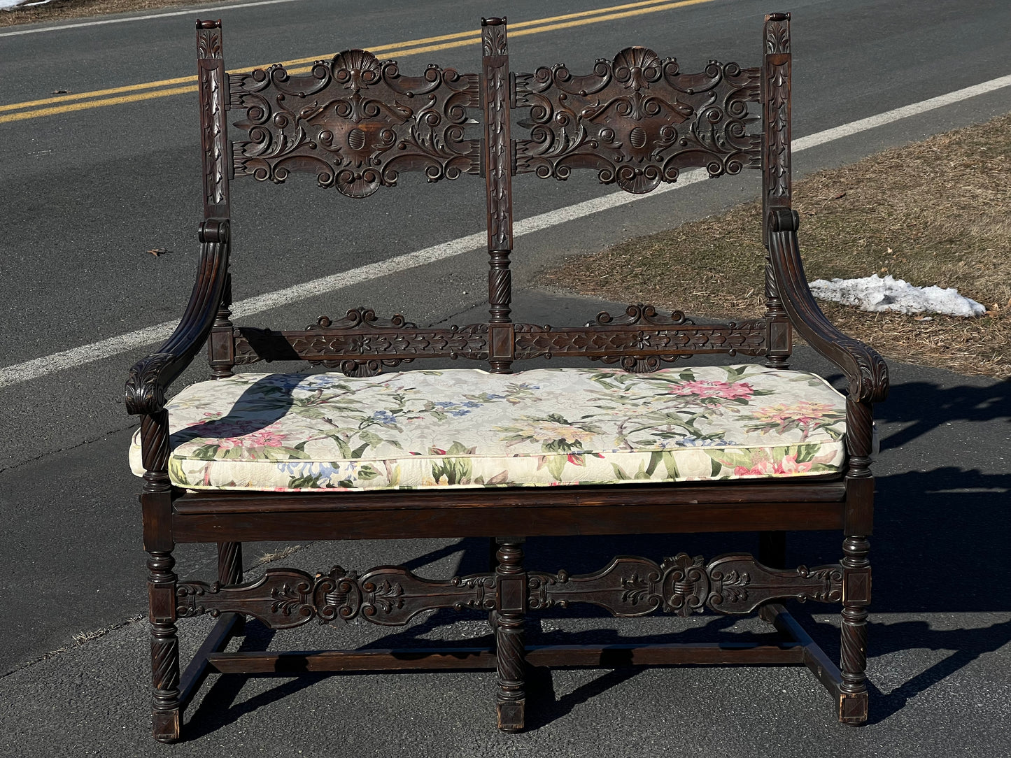 Great 19th Century Antique Renaissance Revival Carved Oak Settee