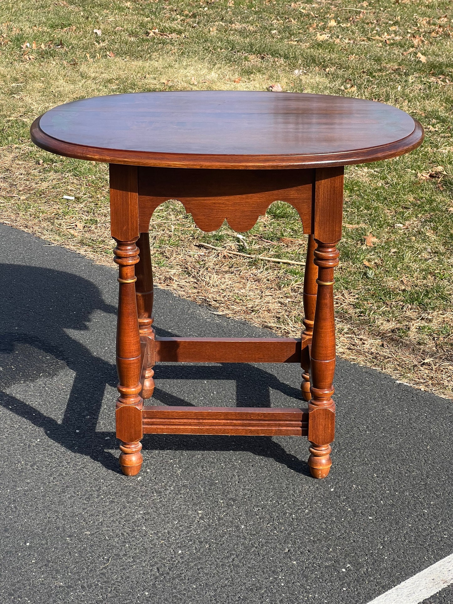 Vintage Hitchcock Maple End Table