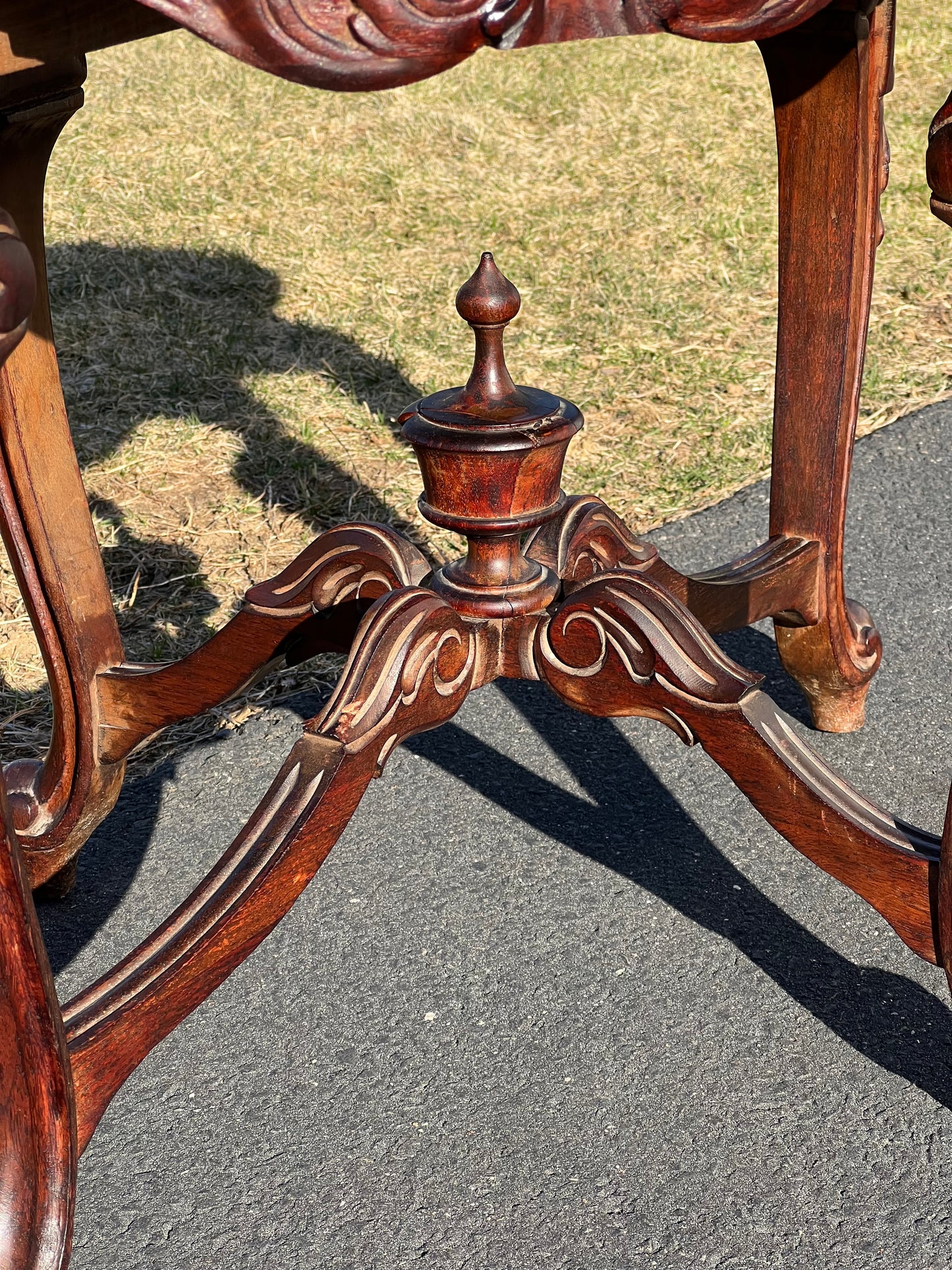 Antique Carved French Renaissance Revival Tea Table with Glass Butlers Tray c. Late 19th Century