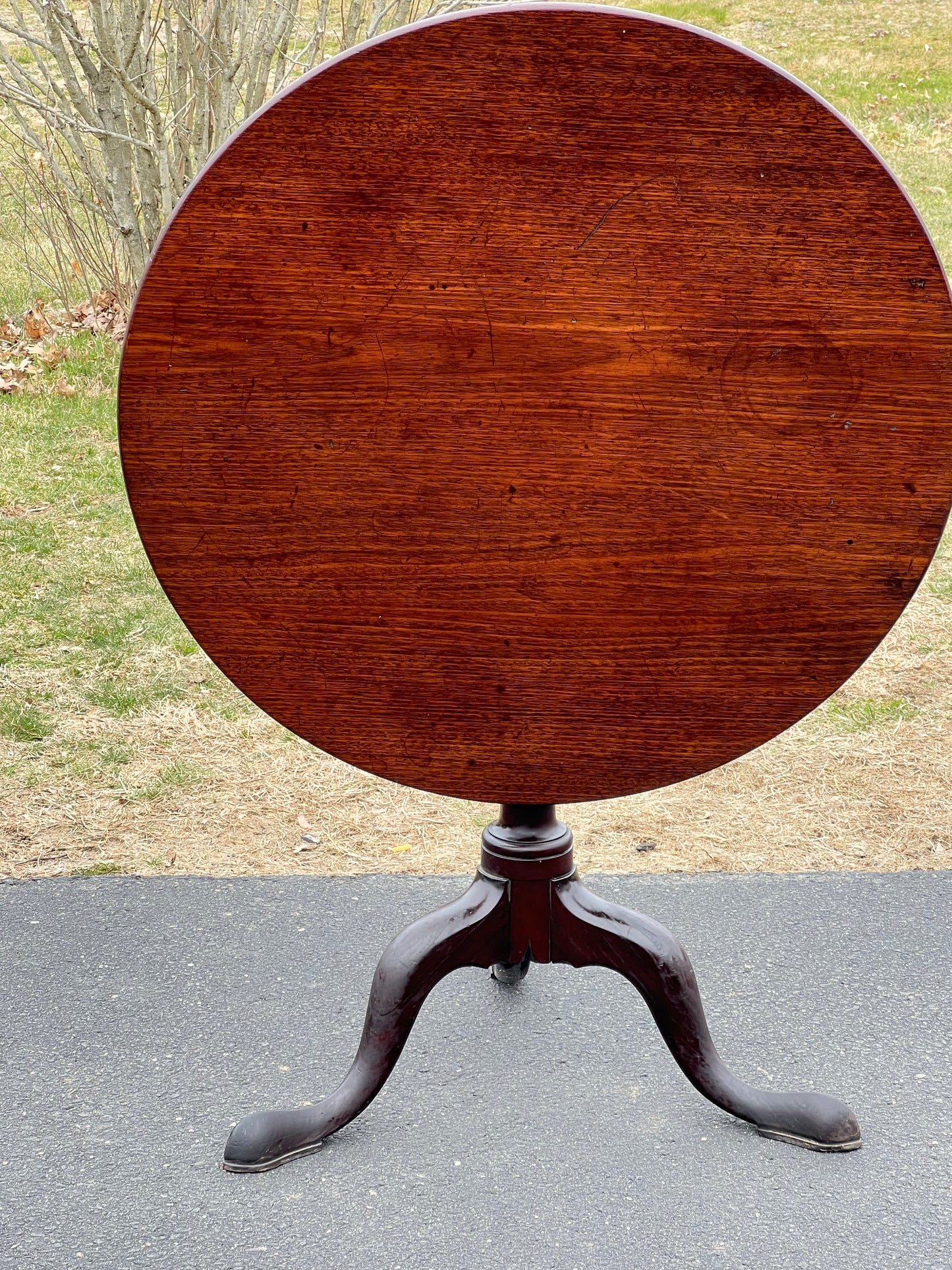 Antique Queen Anne Mahogany Tilt Top Breakfast Table c. Early 19th Century